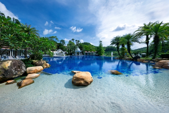 被評為"全國五星溫泉旅游企業",塘廈三正半山溫泉酒店榮膺"雙料五星"