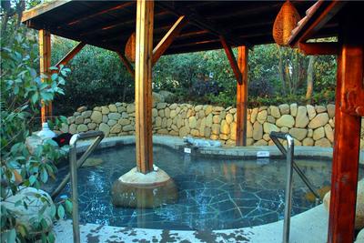 南京柏華麗致溫泉酒店、紫清湖生態旅游溫泉度假區、江蘇、南京2天1晚日自由行行程費用,【天然真山水,湯山馨境界】住1晚南京柏華麗致溫泉酒店湯房+房內私湯,泡湯山紫清湖溫泉+一房一湯池+酒店雙早+免費停車場_驢媽媽