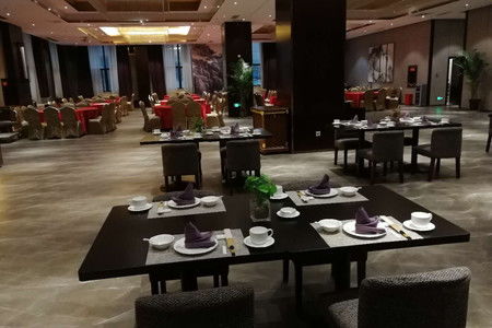 太白山艾蘭溫泉國際酒店的溫泉套餐,豪華標間 雙早 溫泉門票2張,溫泉門票酒店前臺領取 感受歷史底蘊,盡享西北美食 出發 途牛