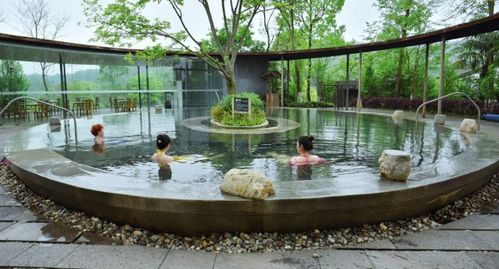 成都2小時溫泉小鎮之旅：泡湯吃鹵鴨，盡享悠閑時光