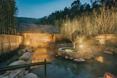 案例分享 看似相同實則不同的溫泉康養小鎮，我們能借鑒到什么？